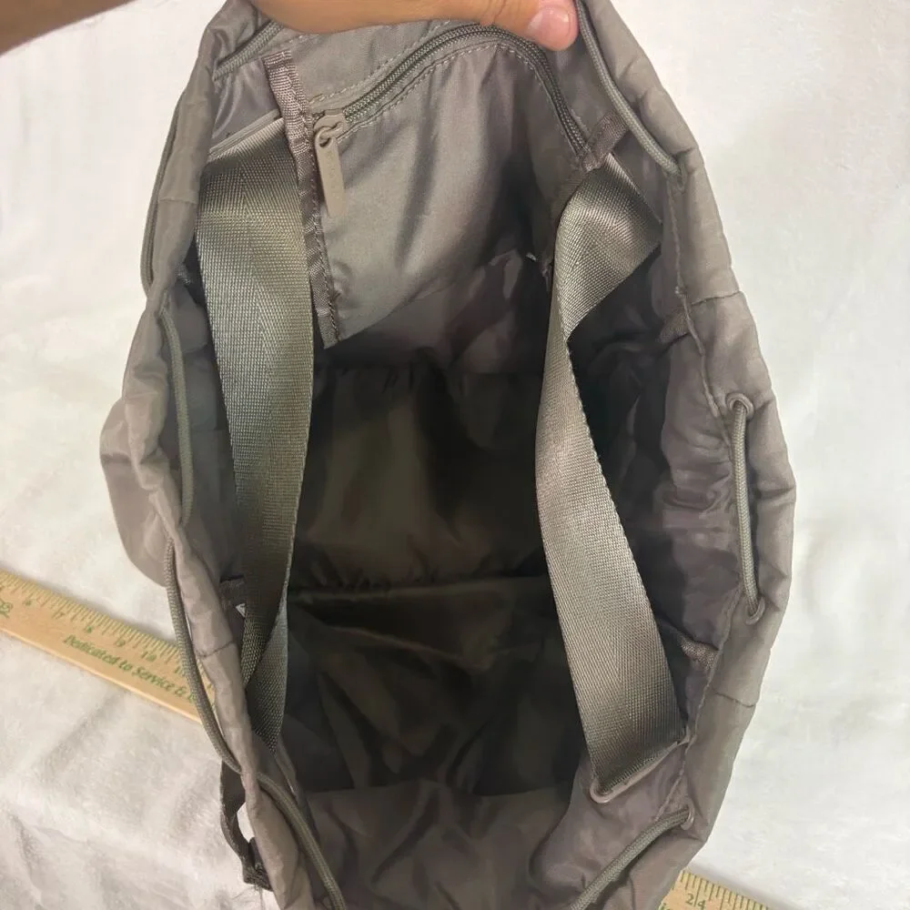 Beyond Yoga Grey Drawstring Top Tote Backpack Bag‎ Medium